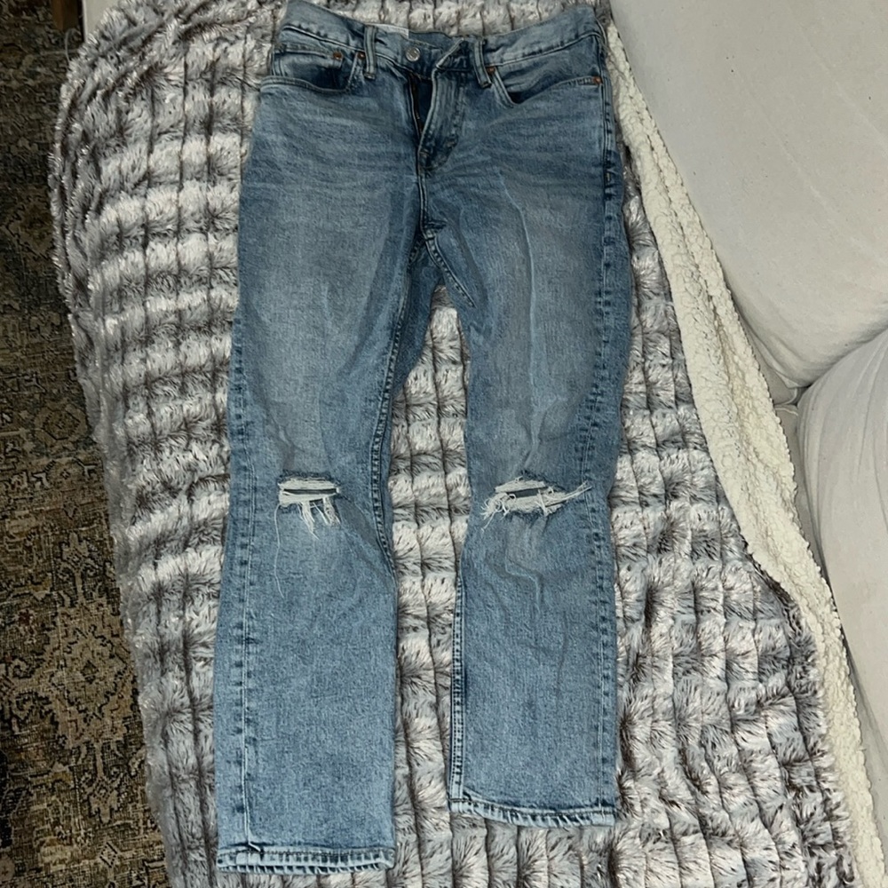 H&M Brand Youth Boys Blue Jeans Sized 30/32